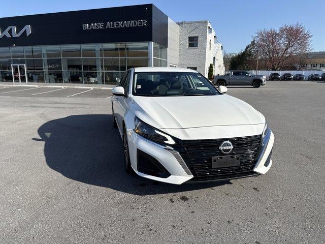 2023 Nissan Altima 2.5 SV AWD Sedan