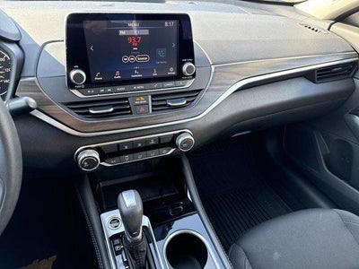 2023 Nissan Altima 2.5 SV AWD Sedan