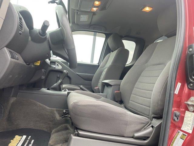 2016 Nissan Frontier 2WD King Cab I4 Manual S