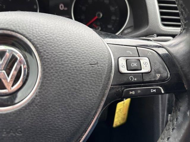2017 Volkswagen Passat R-Line w/Comfort Pkg Auto