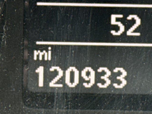 2017 Volkswagen Passat R-Line w/Comfort Pkg Auto