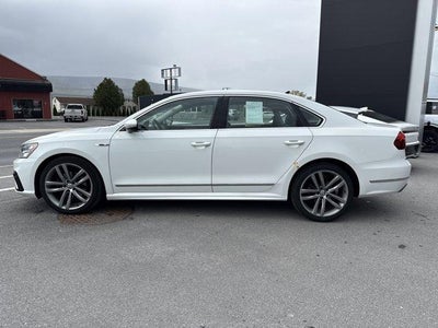 2017 Volkswagen Passat R-Line w/Comfort Pkg Auto
