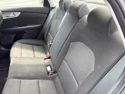 2024 Kia Forte LXS IVT