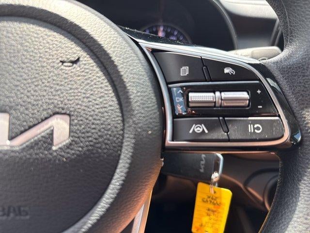 2024 Kia Forte LXS IVT