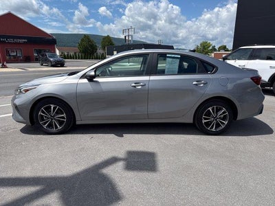 2024 Kia Forte LXS IVT