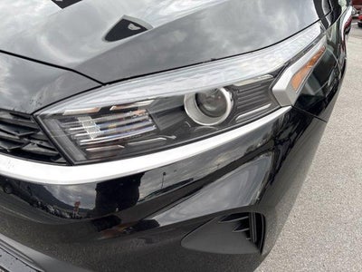 2023 Kia Forte LXS IVT