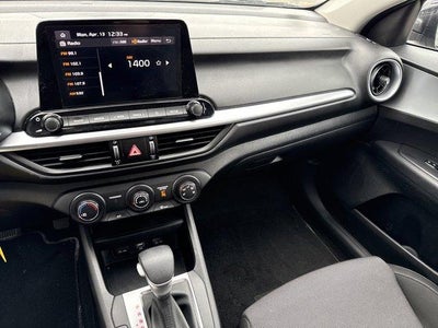 2023 Kia Forte LXS IVT