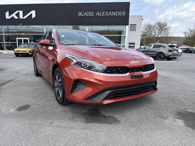 2023 Kia Forte LXS IVT