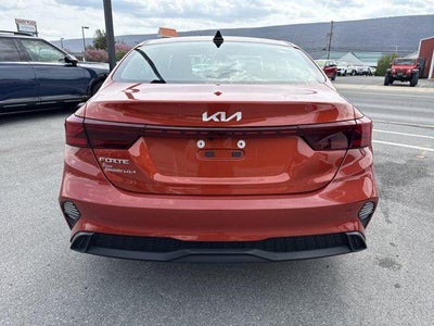 2023 Kia Forte LXS IVT
