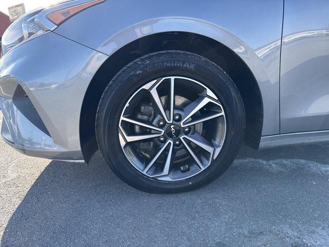 2023 Kia Forte LXS IVT