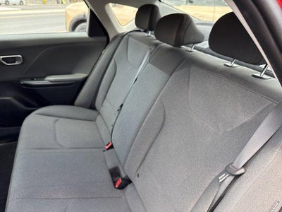 2025 Kia K4 LXS FWD