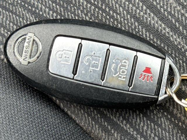 2015 Nissan Sentra 4dr Sdn I4 CVT SV