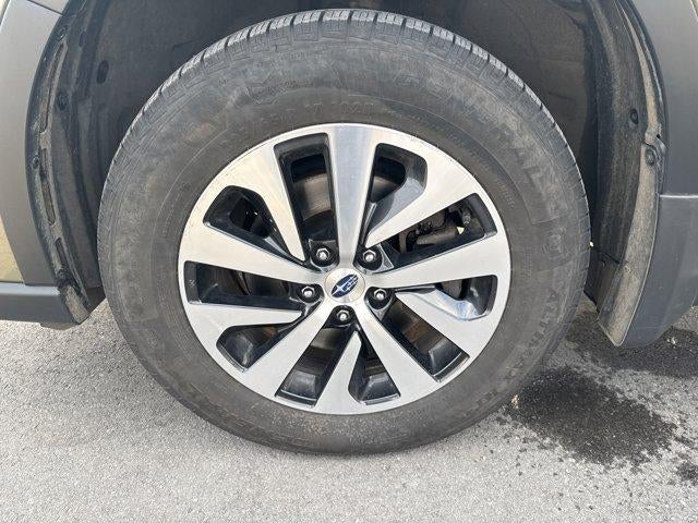 2022 Subaru Outback Premium CVT