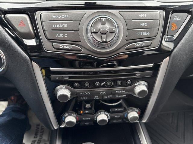 2020 Nissan Pathfinder 4x4 SV