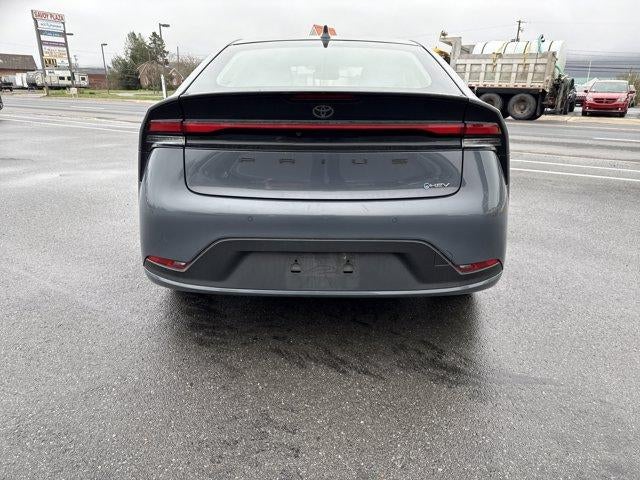 2024 Toyota Prius LE (Natl)