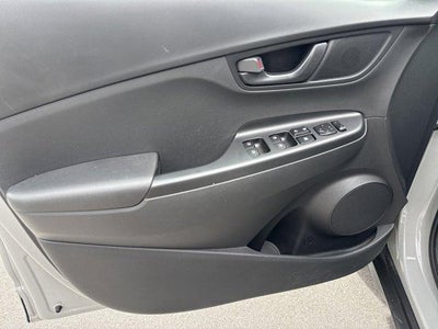 2022 Hyundai KONA SEL Auto AWD