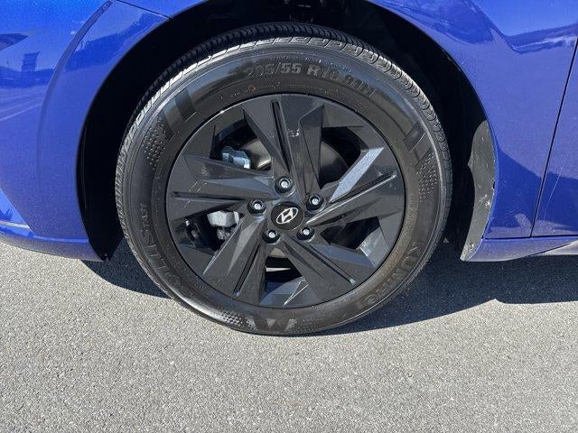 2023 Hyundai ELANTRA SEL IVT