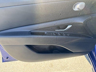 2023 Hyundai ELANTRA SEL IVT