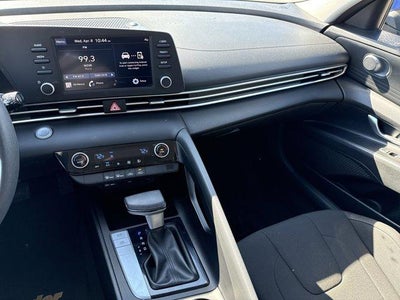2023 Hyundai ELANTRA SEL IVT