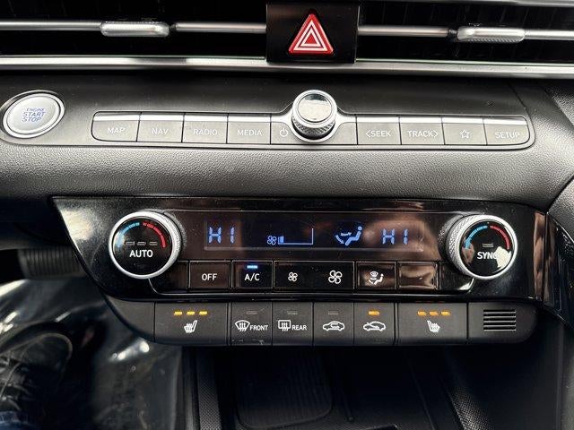 2025 Hyundai ELANTRA SEL Convenience IVT