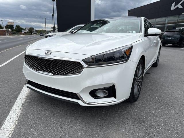 2017 Kia Cadenza Premium Sedan