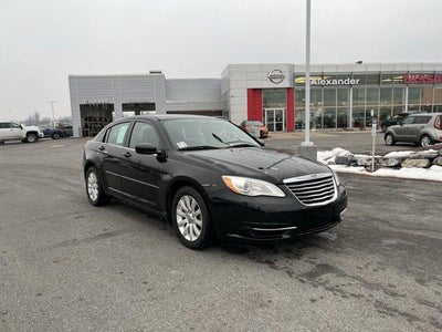 2013 Chrysler 200 4dr Sdn Touring