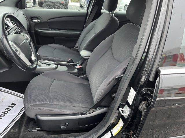 2013 Chrysler 200 4dr Sdn Touring