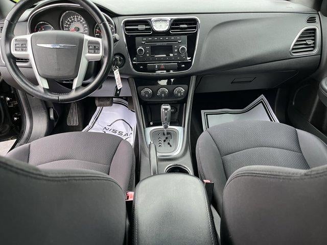 2013 Chrysler 200 4dr Sdn Touring