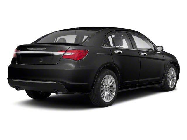 2013 Chrysler 200 4dr Sdn Touring