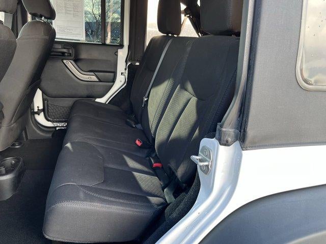 2015 Jeep Wrangler Unlimited 4WD 4dr Sport