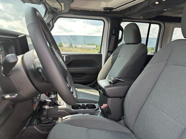 2025 Jeep Wrangler Willys 4 Door 4x4
