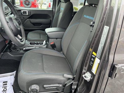 2025 Jeep Wrangler 4xe Rubicon 4x4