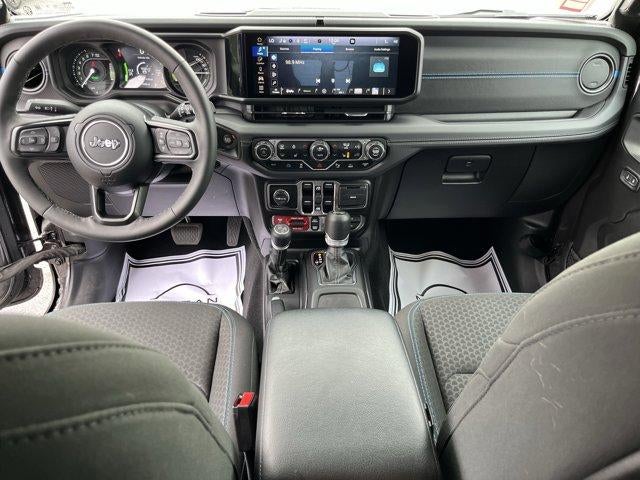 2025 Jeep Wrangler 4xe Rubicon 4x4