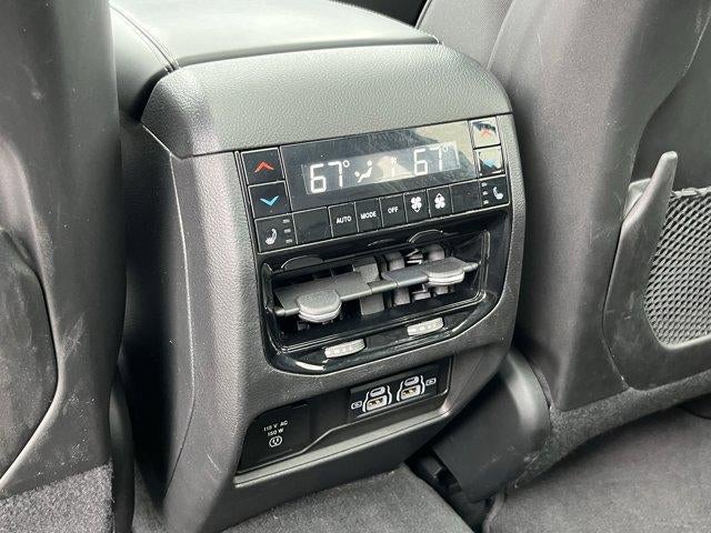 2022 Jeep Grand Cherokee 4xe Overland 4x4