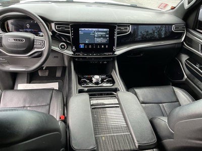 2022 Jeep Wagoneer Series III 4x4