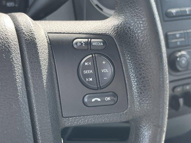 2016 Ford Super Duty F-250 SRW 4WD Crew Cab 6-3/4 Ft Box XL