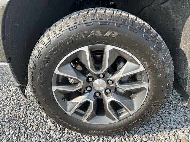 2023 Chevrolet Silverado 1500 Crew Cab Short Box 4-Wheel Drive LT 2FL