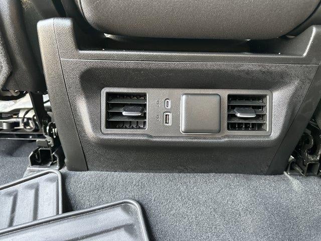 2023 Chevrolet Silverado 1500 Crew Cab Short Box 4-Wheel Drive LT 2FL