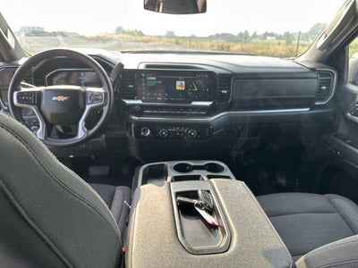 2023 Chevrolet Silverado 1500 Crew Cab Short Box 4-Wheel Drive LT 2FL