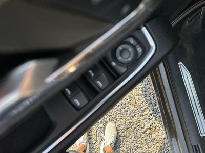 2023 Chevrolet Silverado 1500 Crew Cab Short Box 4-Wheel Drive LT 2FL