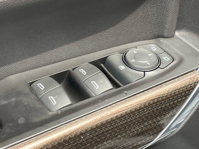 2020 Chevrolet Silverado 1500 Crew Cab Short Box 4-Wheel Drive RST