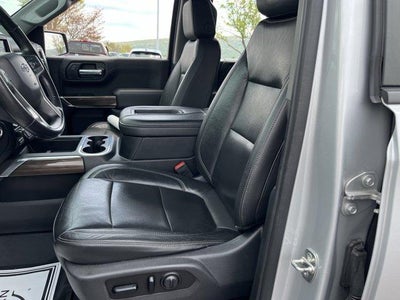 2020 Chevrolet Silverado 1500 Crew Cab Short Box 4-Wheel Drive RST
