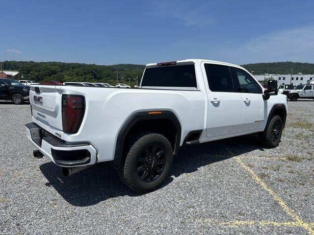2025 GMC Sierra 2500 HD Crew Cab Standard Box 4-Wheel Drive AT4