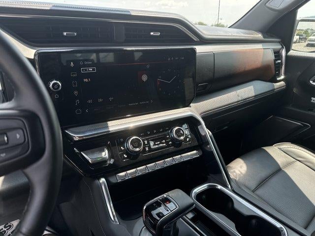 2024 GMC Sierra 1500 Crew Cab Short Box 4-Wheel Drive Denali