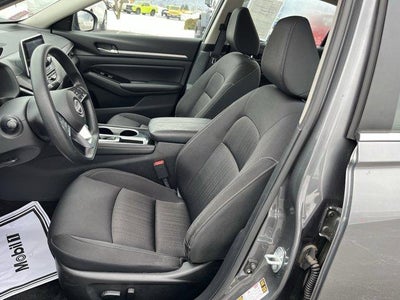 2023 Nissan Altima 2.5 SV Sedan
