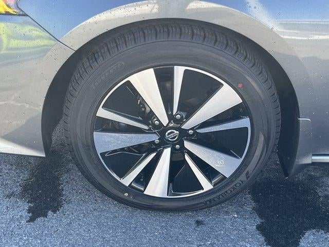 2022 Nissan Altima 2.5 SV Sedan