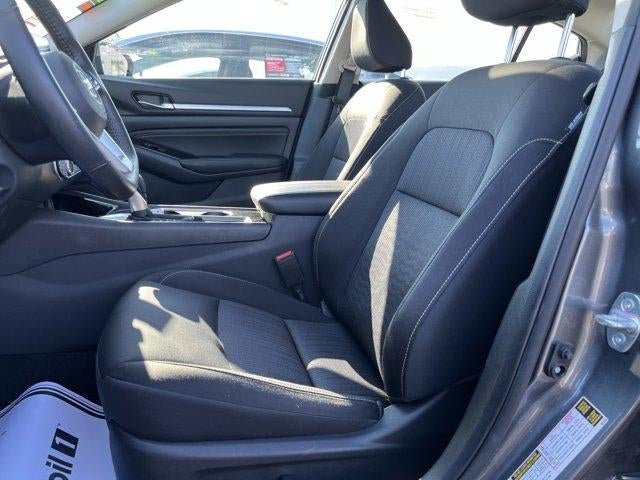 2022 Nissan Altima 2.5 SV Sedan