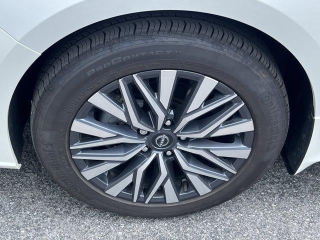 2023 Nissan Altima 2.5 SV AWD Sedan