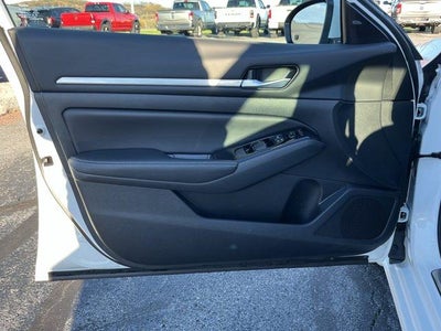 2024 Nissan Altima 2.5 SL Sedan