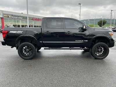 2019 Nissan Titan 4x4 Crew Cab PRO-4X